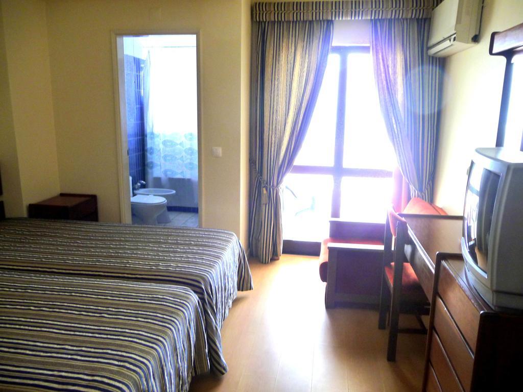 Hotel Tamargueira Figueira da Foz Kamer foto